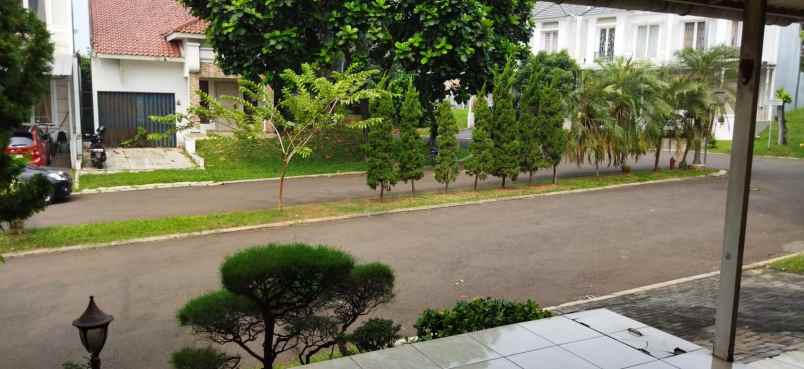 dijual rumah perumahan citra grand