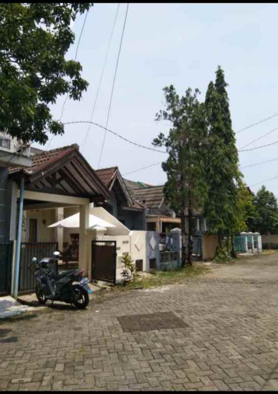 dijual rumah perumahan depok maharaja