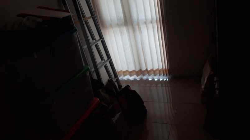 dijual rumah perumahan green court