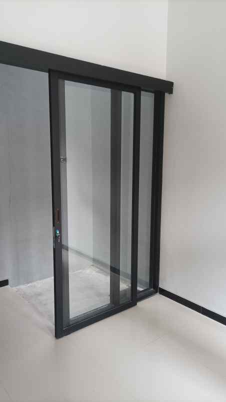 dijual rumah perumahan gunung anyar emas