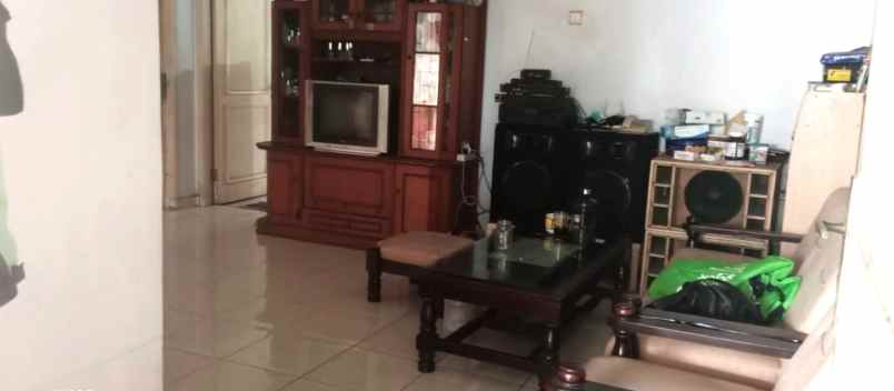 dijual rumah perumahan metland menteng