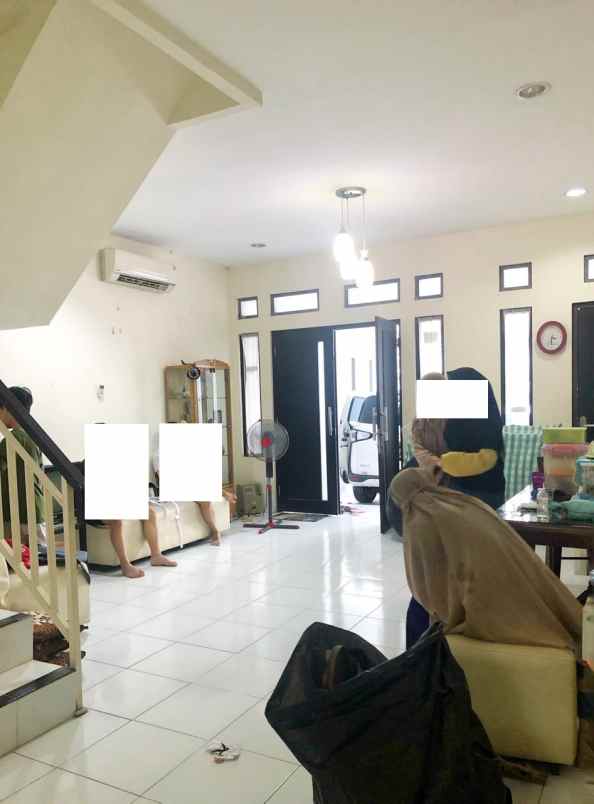 dijual rumah perumahan pondok jagung 2