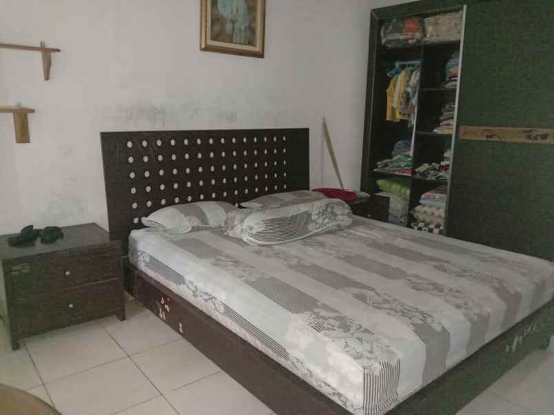 dijual rumah pesanggrahan