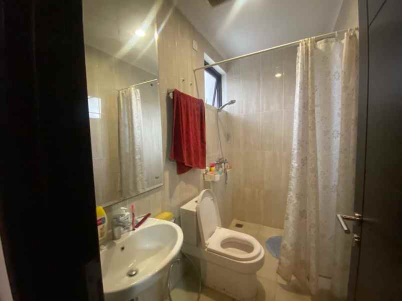 dijual rumah podomoro park bojongsoang