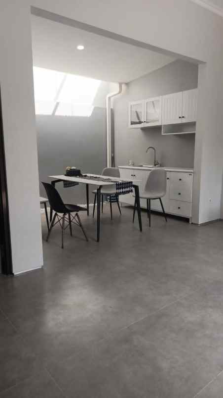 dijual rumah pondok cabe