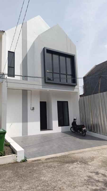 dijual rumah pondok cabe