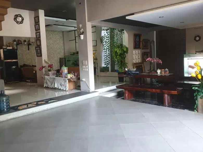dijual rumah pondok gede