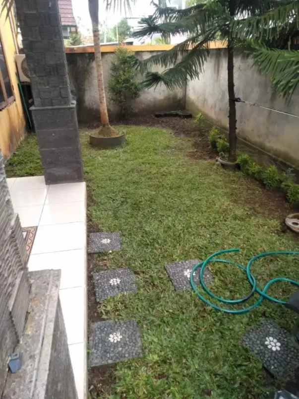 dijual rumah pondok kacang