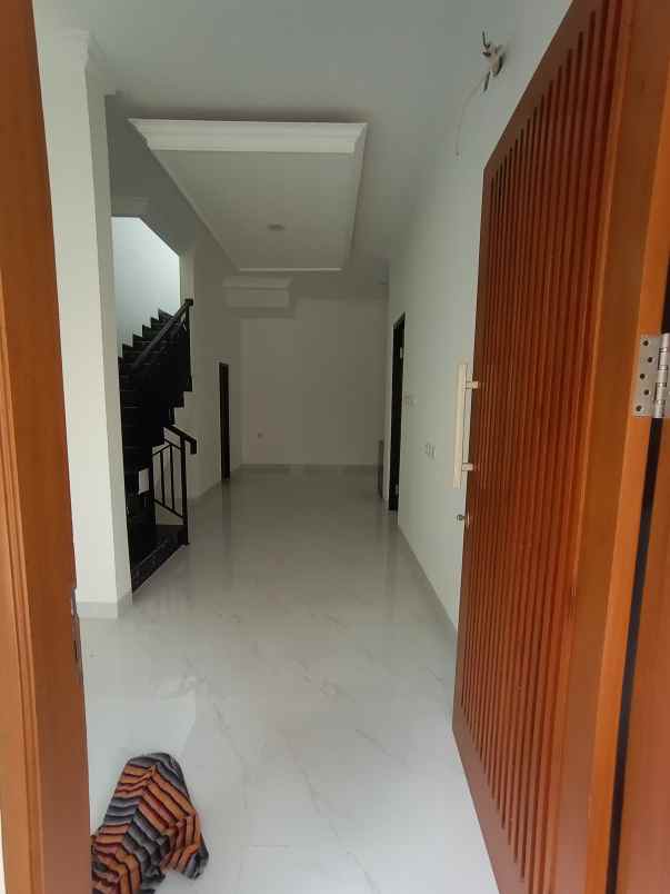 dijual rumah pondok karya bintaro tangsel