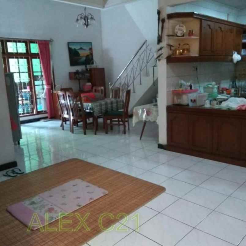 dijual rumah pondok kelapa