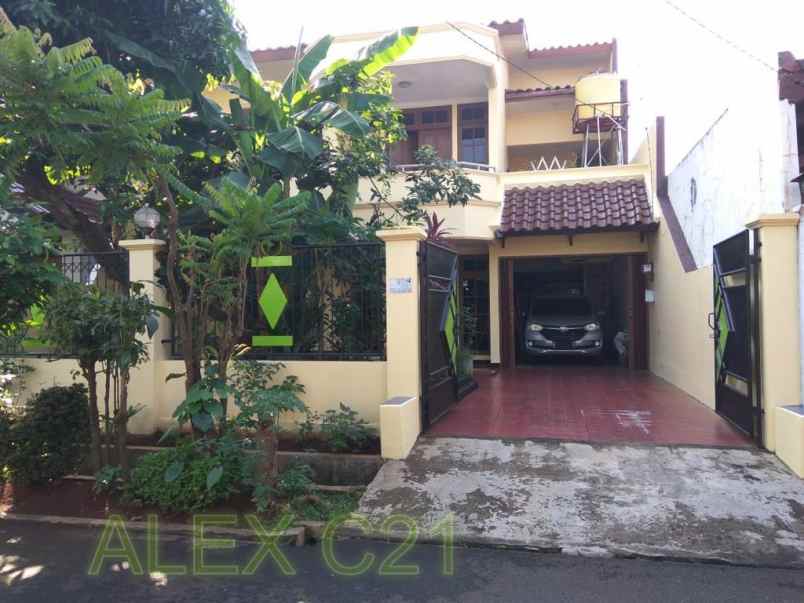 dijual rumah pondok kelapa