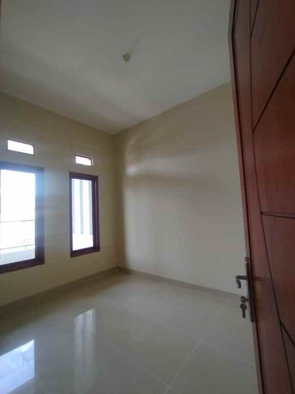 dijual rumah pondok ungu permai kota bekasi