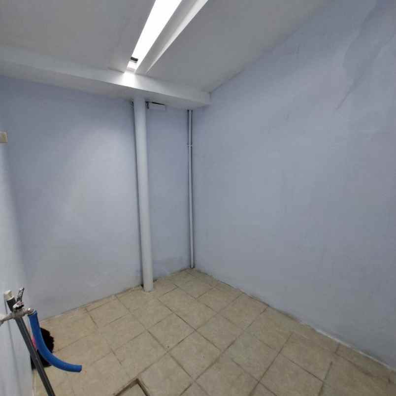 dijual rumah potorono