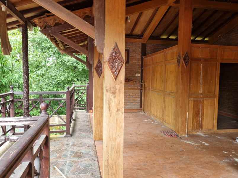 dijual rumah prapak wetan sendangmulyo