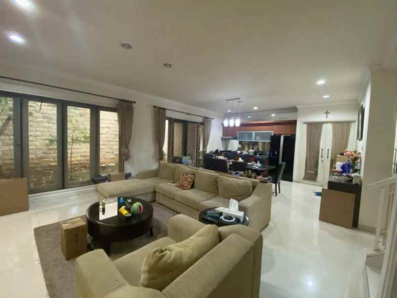 dijual rumah puri galaxy acacia garden