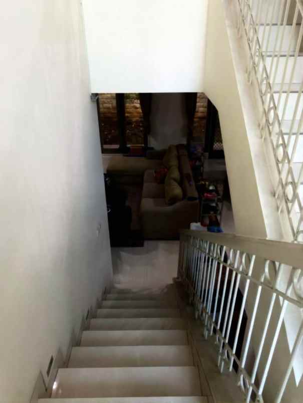 dijual rumah puri galaxy acacia garden