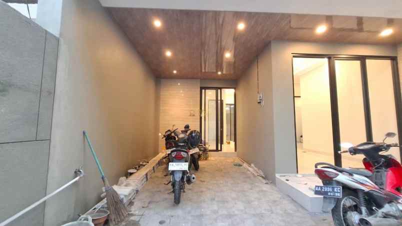 dijual rumah purwomartani