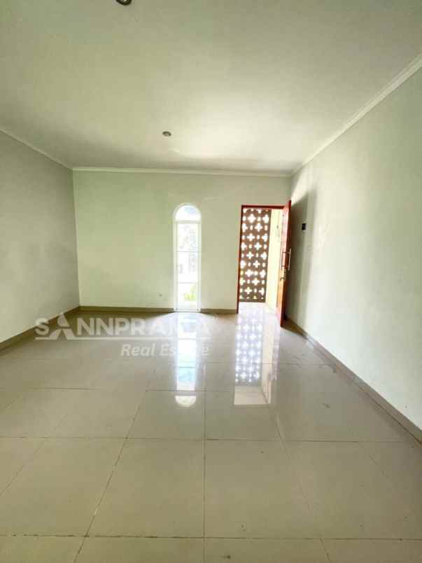 dijual rumah rangkapan jaya