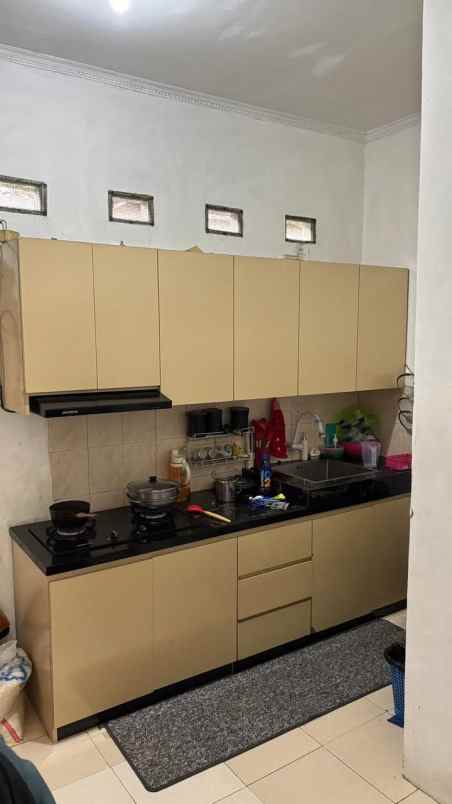 dijual rumah rawa indah depok