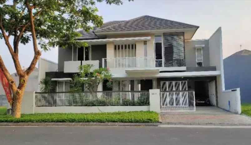 dijual rumah royal residence