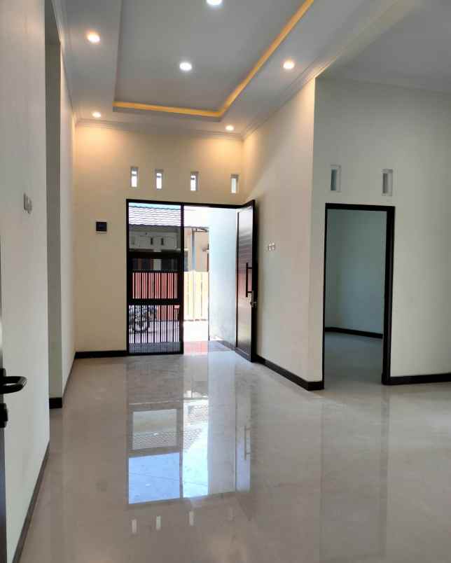 dijual rumah rs hermina