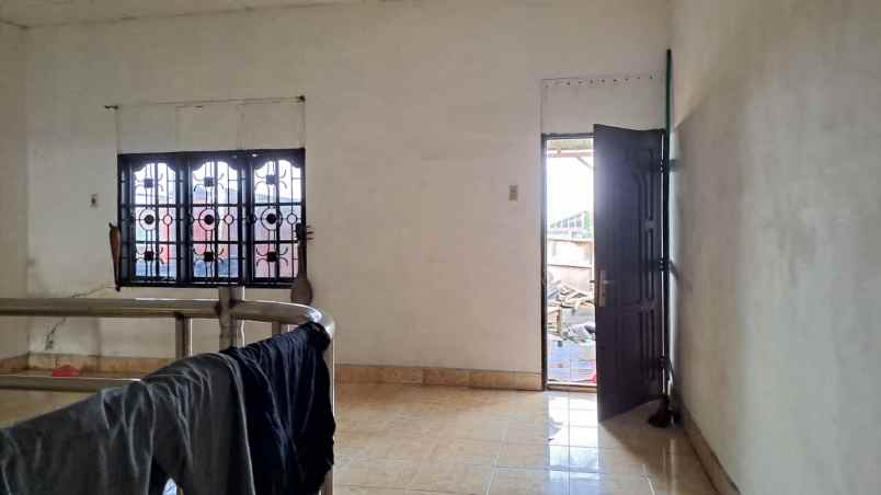 dijual rumah ruko 3 lantai