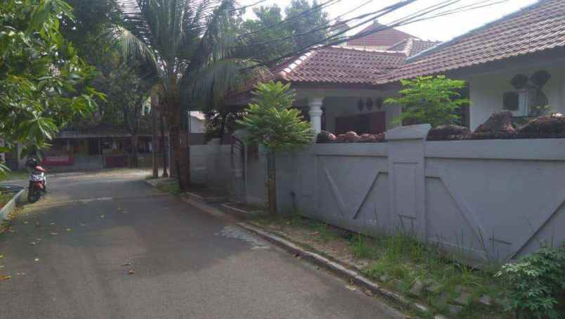 dijual rumah rumah di interkota indah