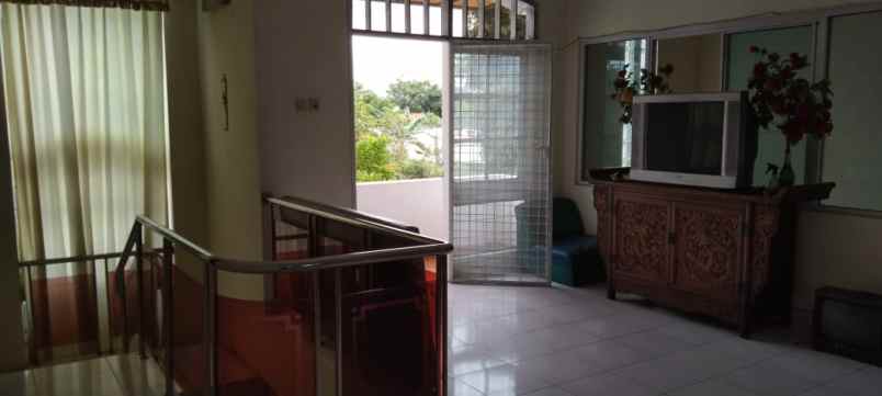 dijual rumah rumah di perumahan alam