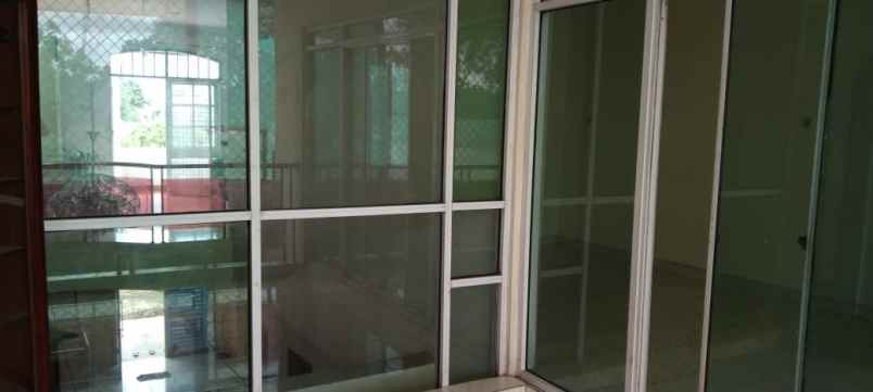 dijual rumah rumah di perumahan alam