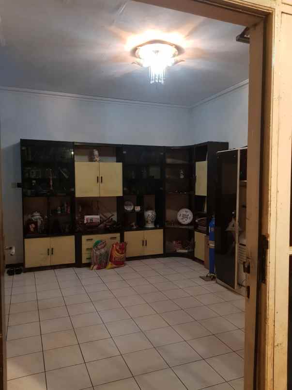 dijual rumah rungkut mejoyo