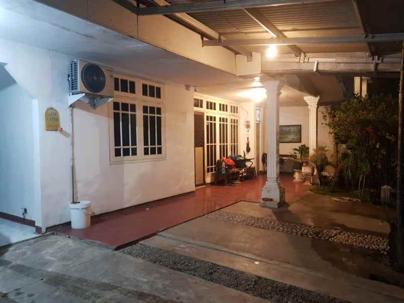 dijual rumah rungkut mejoyo