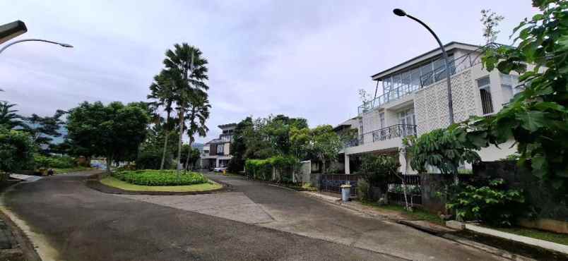 dijual rumah santorini sentul city bogor