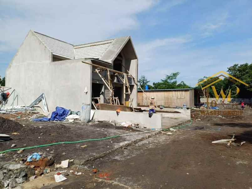 dijual rumah sardonoharjo