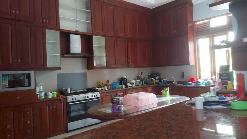 dijual rumah sarikaso