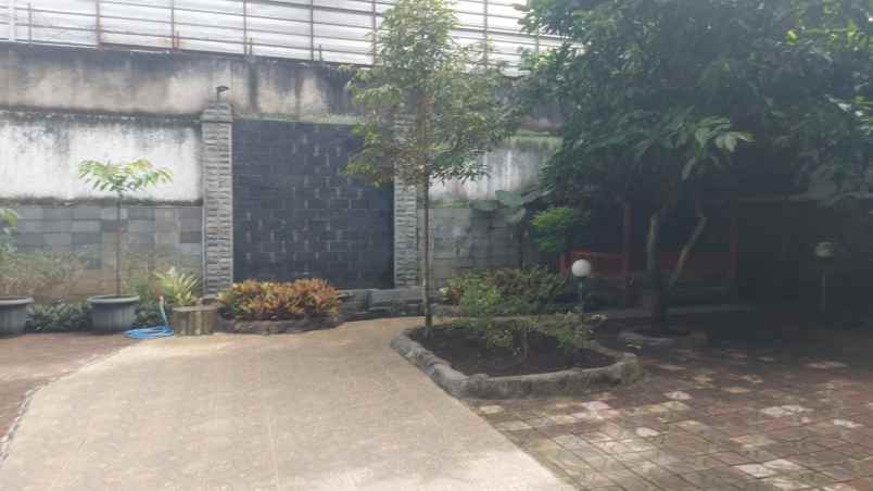 dijual rumah sarikaso