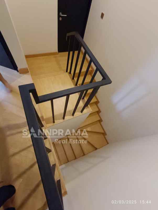 dijual rumah sawangan lama