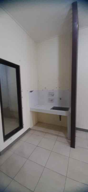 dijual rumah segara city cluster descada