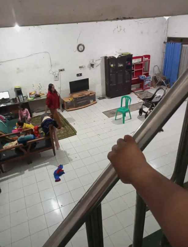 dijual rumah semampir tengah