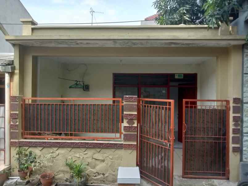 dijual rumah sertifikat shm luas 60 m2