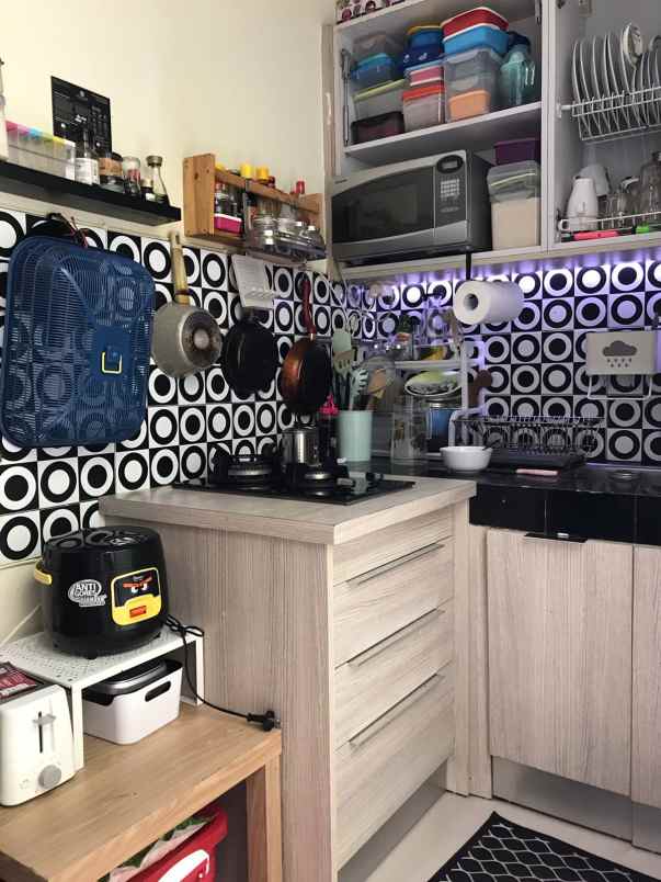 dijual rumah serua ciputat