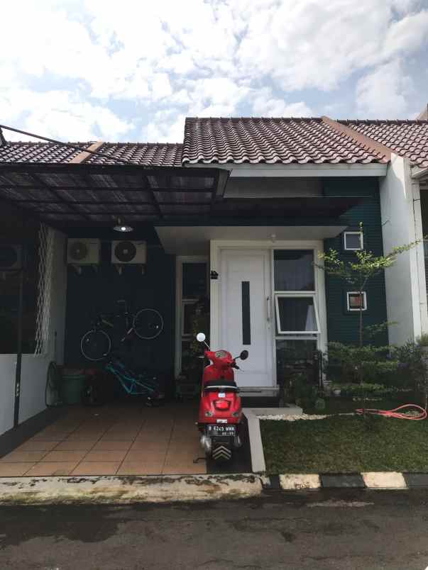 dijual rumah serua ciputat