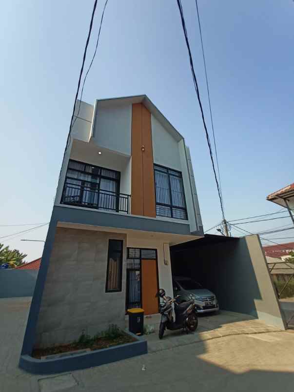 dijual rumah siap huni model modern di cirendeu