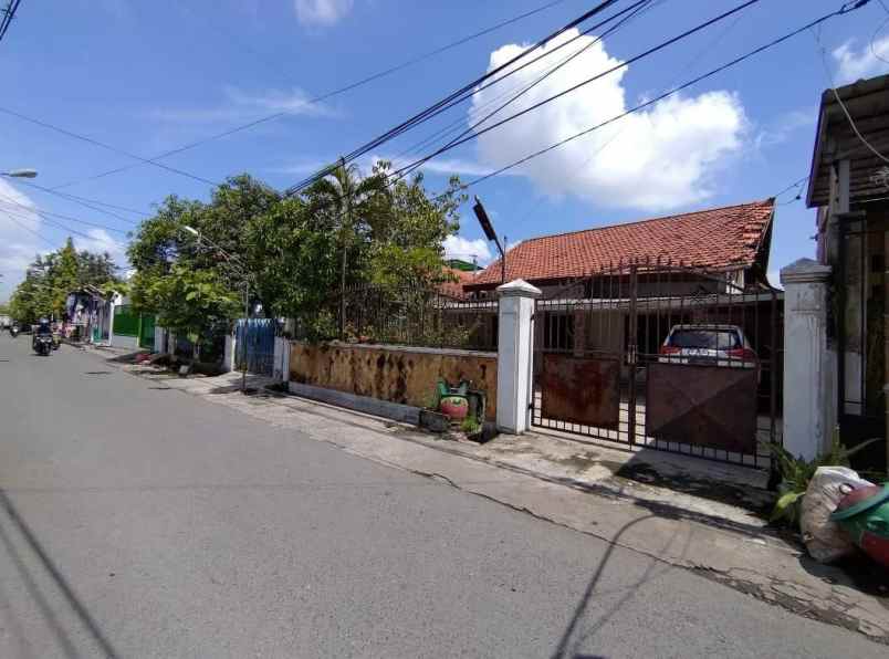 dijual rumah simo sidomulyo