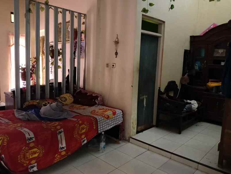 dijual rumah sinar waluyo