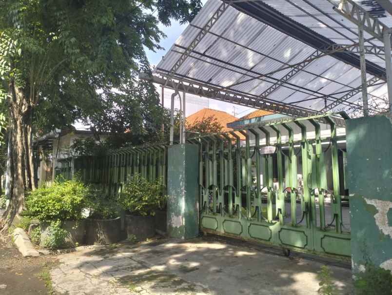 dijual rumah slamet