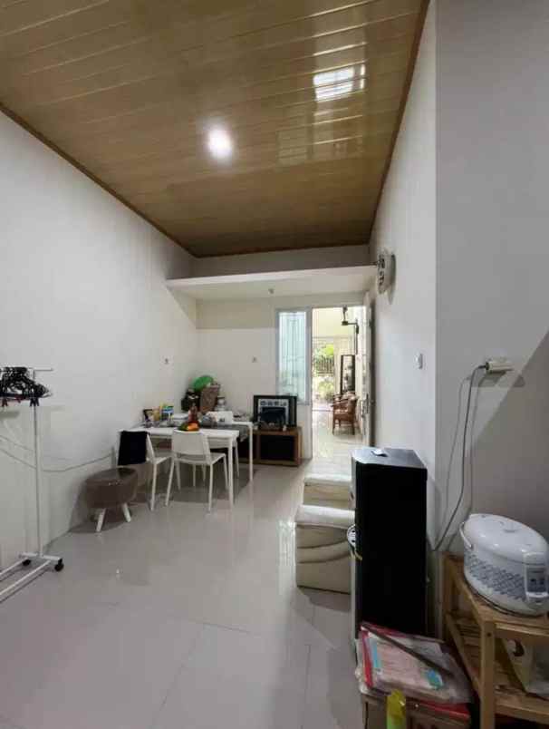 dijual rumah springville residence