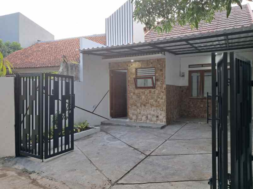 dijual rumah srengseng sawah jagakarsa