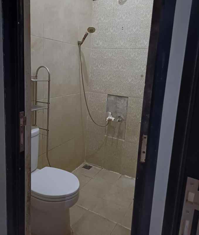 dijual rumah ssp sariwangi