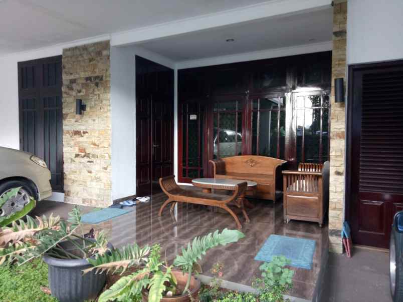 dijual rumah strategis termurah dekat pondok indah