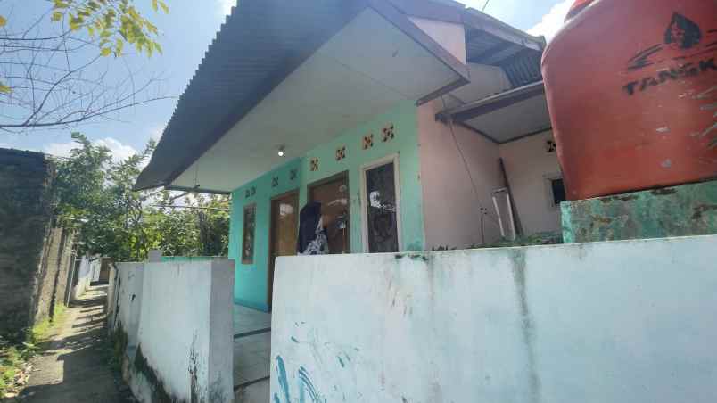 dijual rumah sukatani